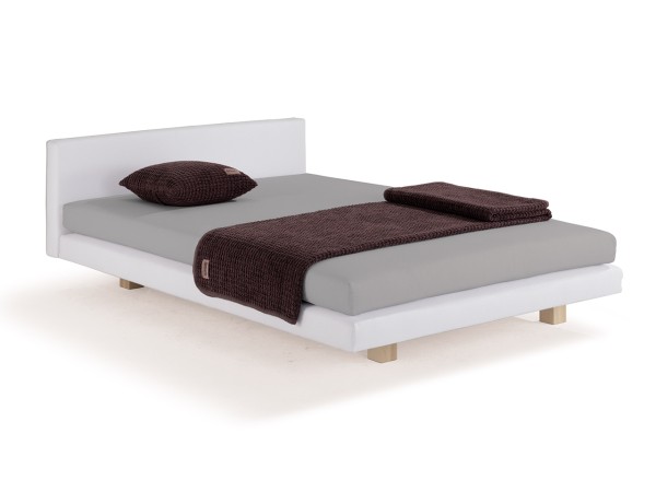 DORMIENTE-POLSTERBETT-LOUNGENIGHT-KT-FUESSE-1